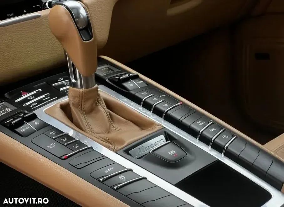 Porsche Macan - 9