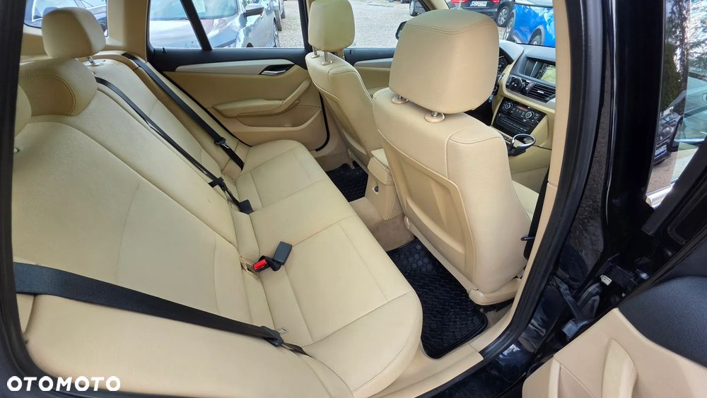 BMW X1 - 8