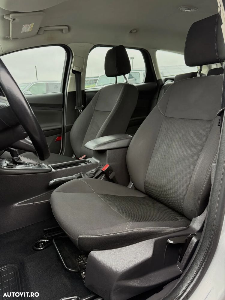 Ford Focus 1.0 EcoBoost Active Business - 16