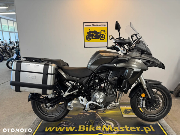 Benelli TRK 502