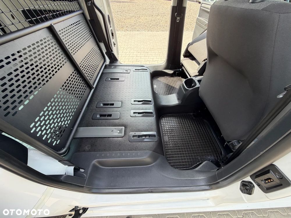 Volkswagen Caddy - 7