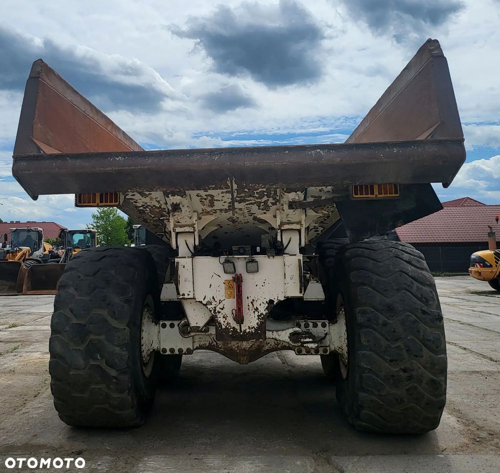 Volvo A40F - 10