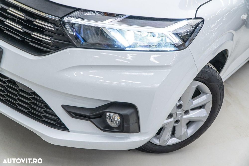 Dacia Logan TCe 90 MT6 Prestige - 37