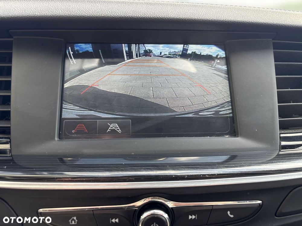 Opel Insignia - 23