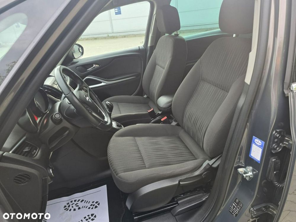 Opel Zafira - 31