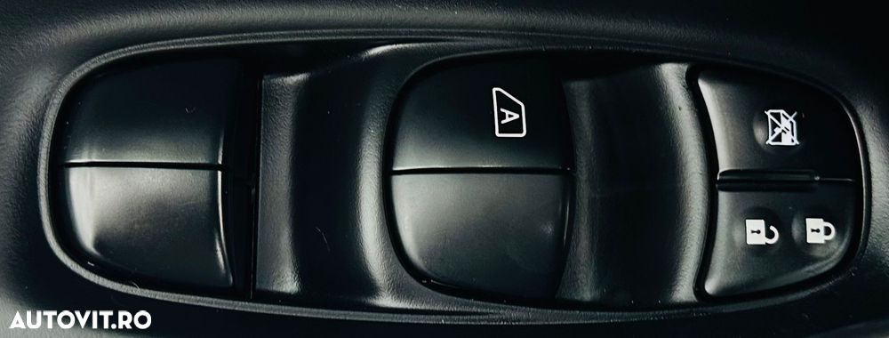 Nissan Qashqai 1.5 DCI TEKNA - 11