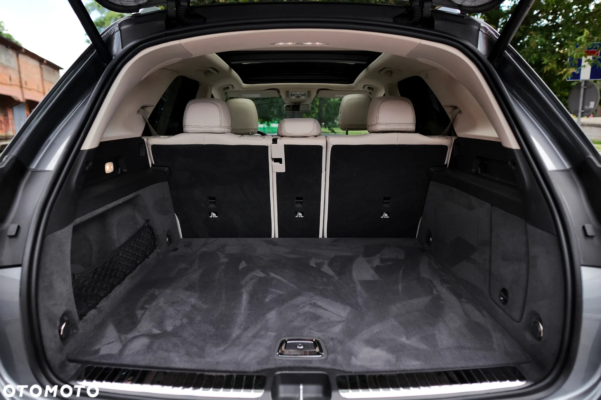 Mercedes-Benz GLE 450 4Matic 9G-TRONIC AMG Line - 33
