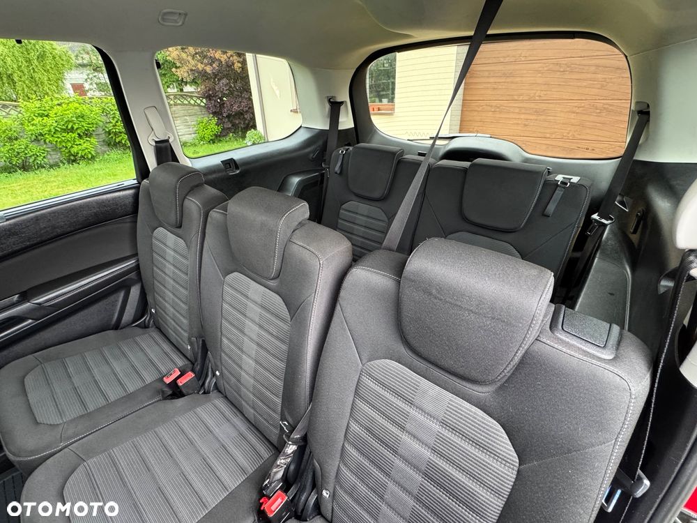 Ford Galaxy - 13