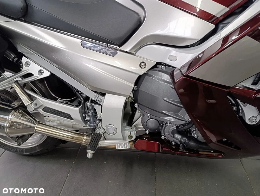Yamaha FJR - 4