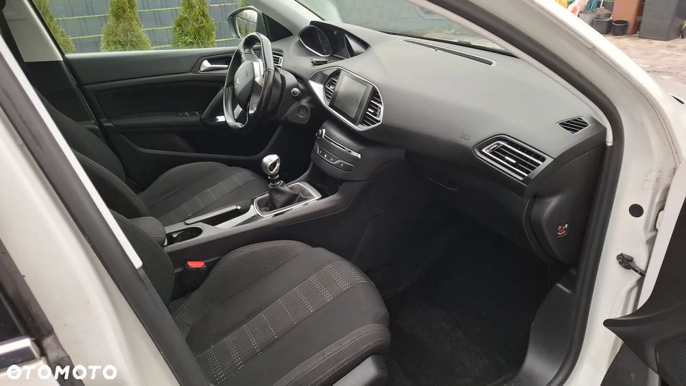 Peugeot 308 BlueHDi 120 Stop & Start Business-Line - 5