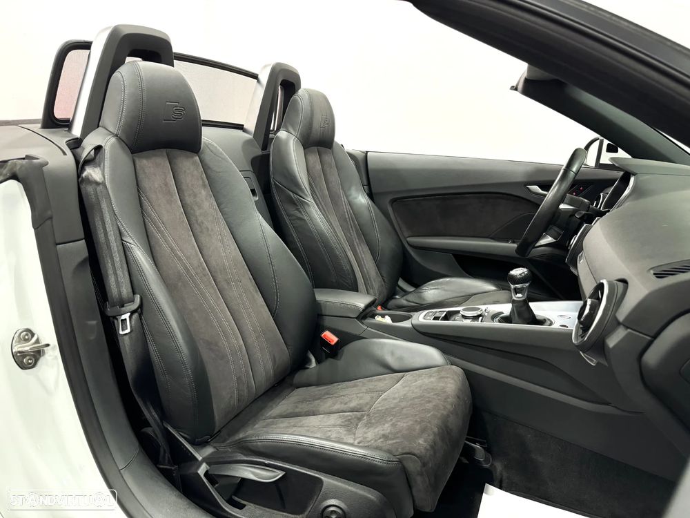 Audi TT Roadster 2.0 TDi S-line - 6