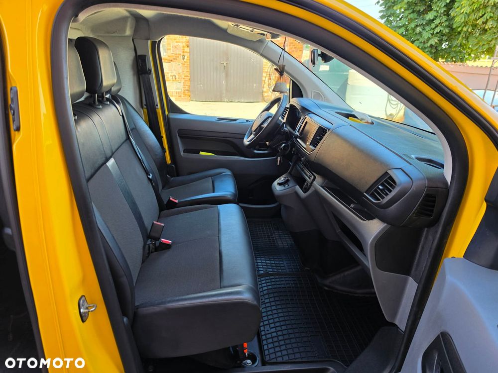 Opel Vivaro - 10