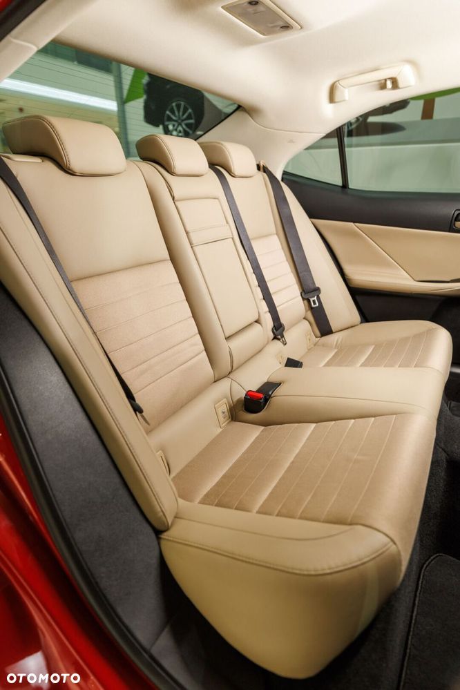 Lexus IS 200t Elegance - 20