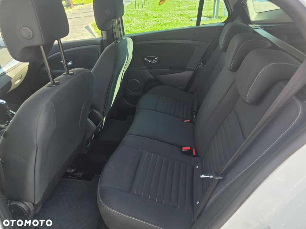 Renault Megane 1.2 16V TCe Limited EDC EU6 - 26