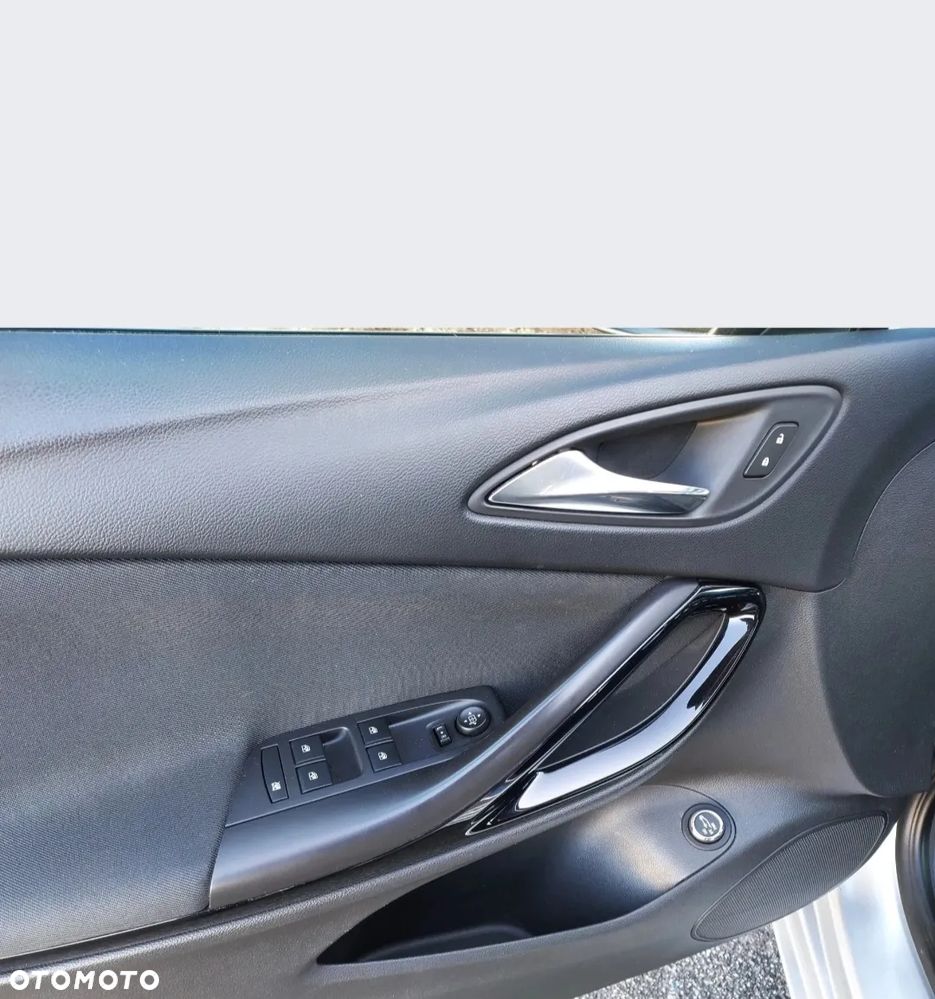 Opel Astra 1.4 T Dynamic - 22