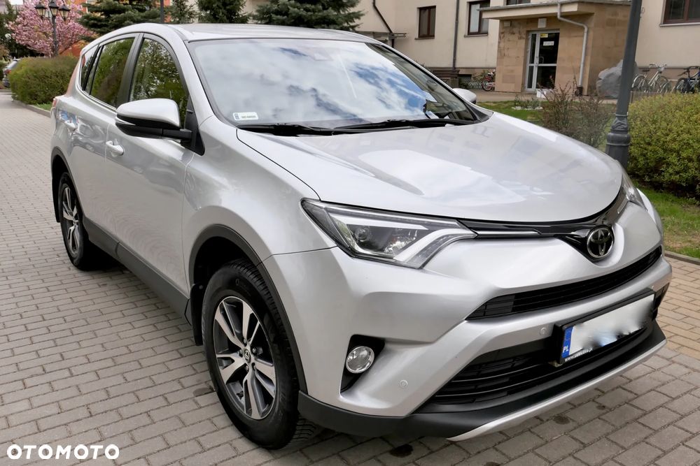 Toyota RAV4 2.0 Style 4x4 - 4