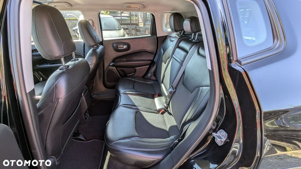 Jeep Compass - 15