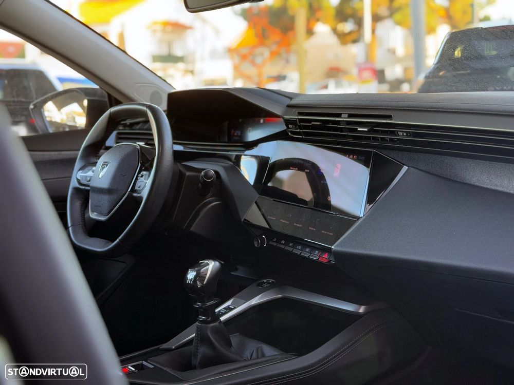Peugeot 308 SW 1.2 PureTech Allure Pack - 29