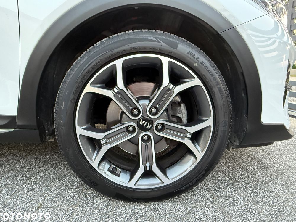 Kia XCeed 1.4 T-GDI OPF DCT7 JBL SOUND EDITION - 11