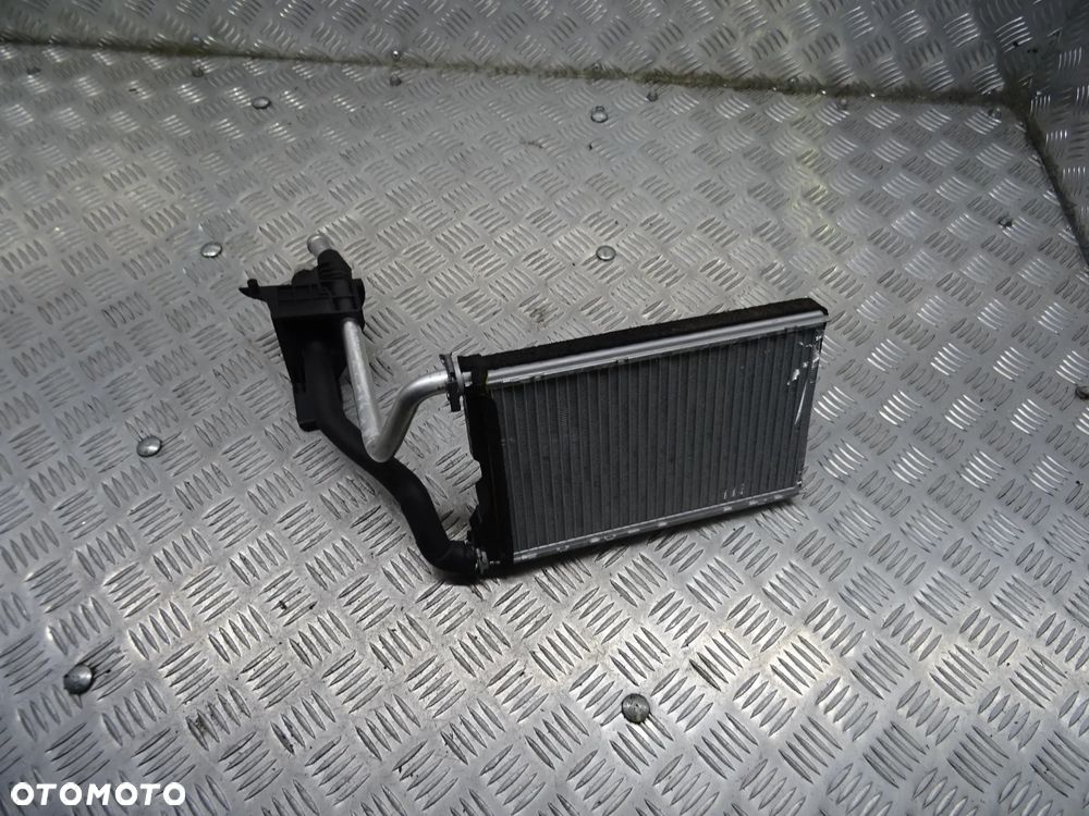 BMW X1 E84 LIFT 12-15 18I CHŁODNICA NAGRZEWNICY - 2