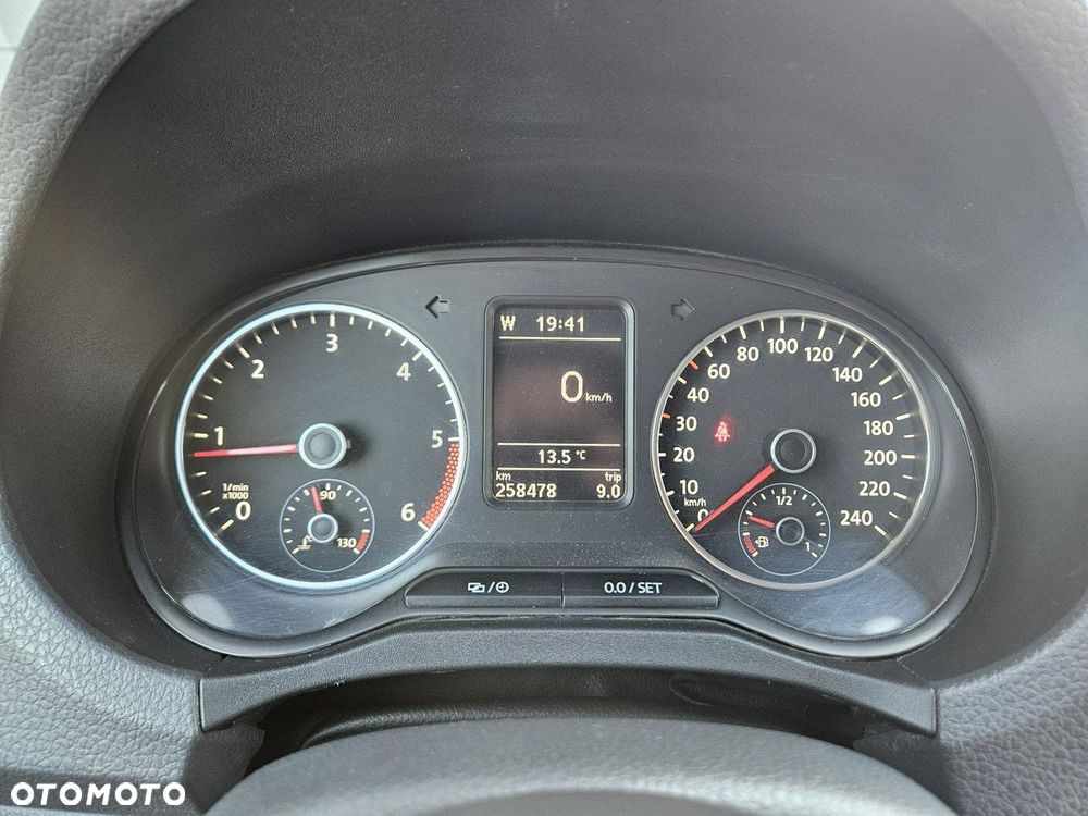 Volkswagen Amarok Double Cab 2.0 BiTDi 4MOTION Trendline - 40