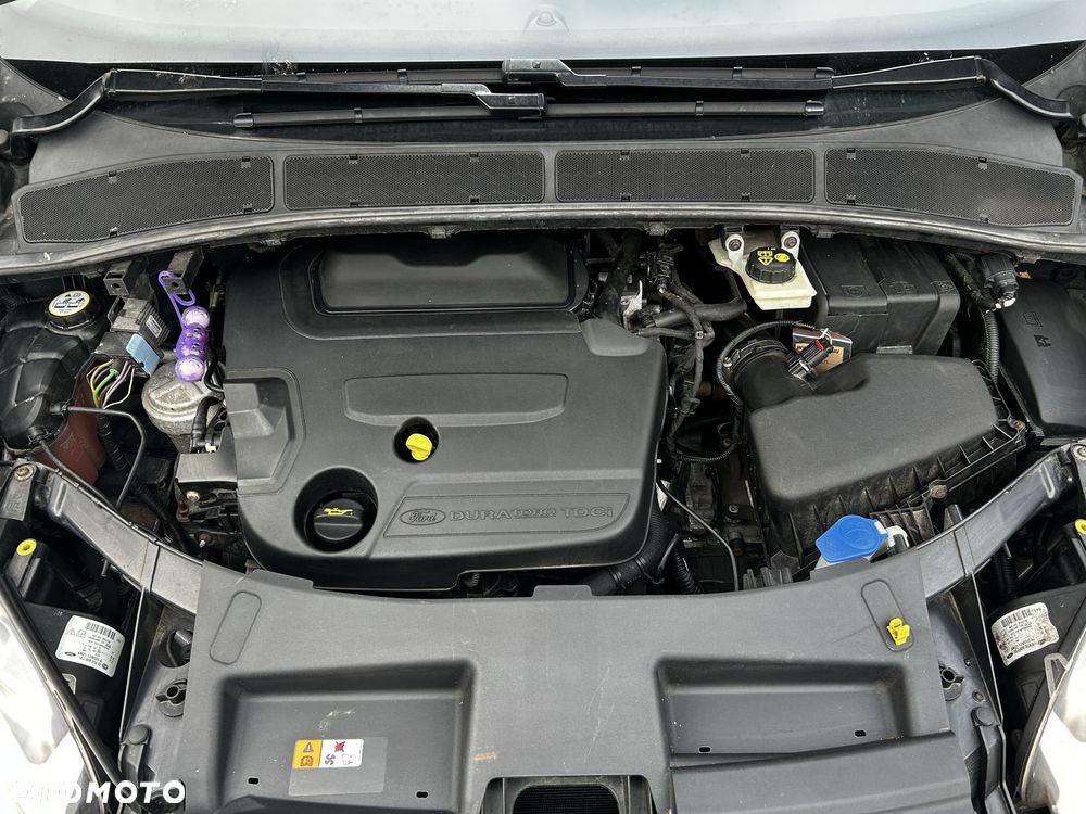 Ford Galaxy - 8