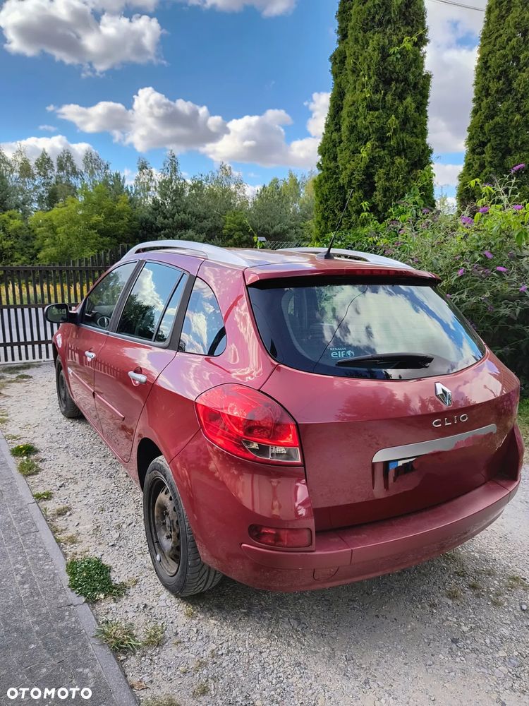 Renault Clio - 3