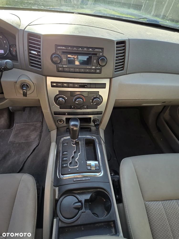Jeep Grand Cherokee 3.0 CRD Laredo - 19
