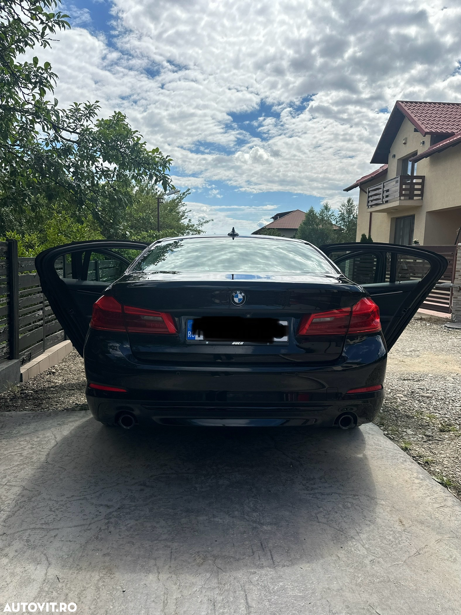 BMW Seria 5 520d AT - 2