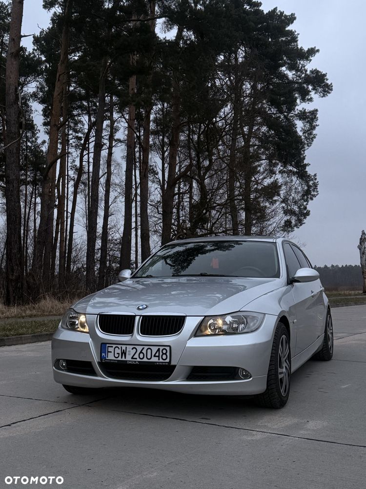 BMW Seria 3 320i - 13