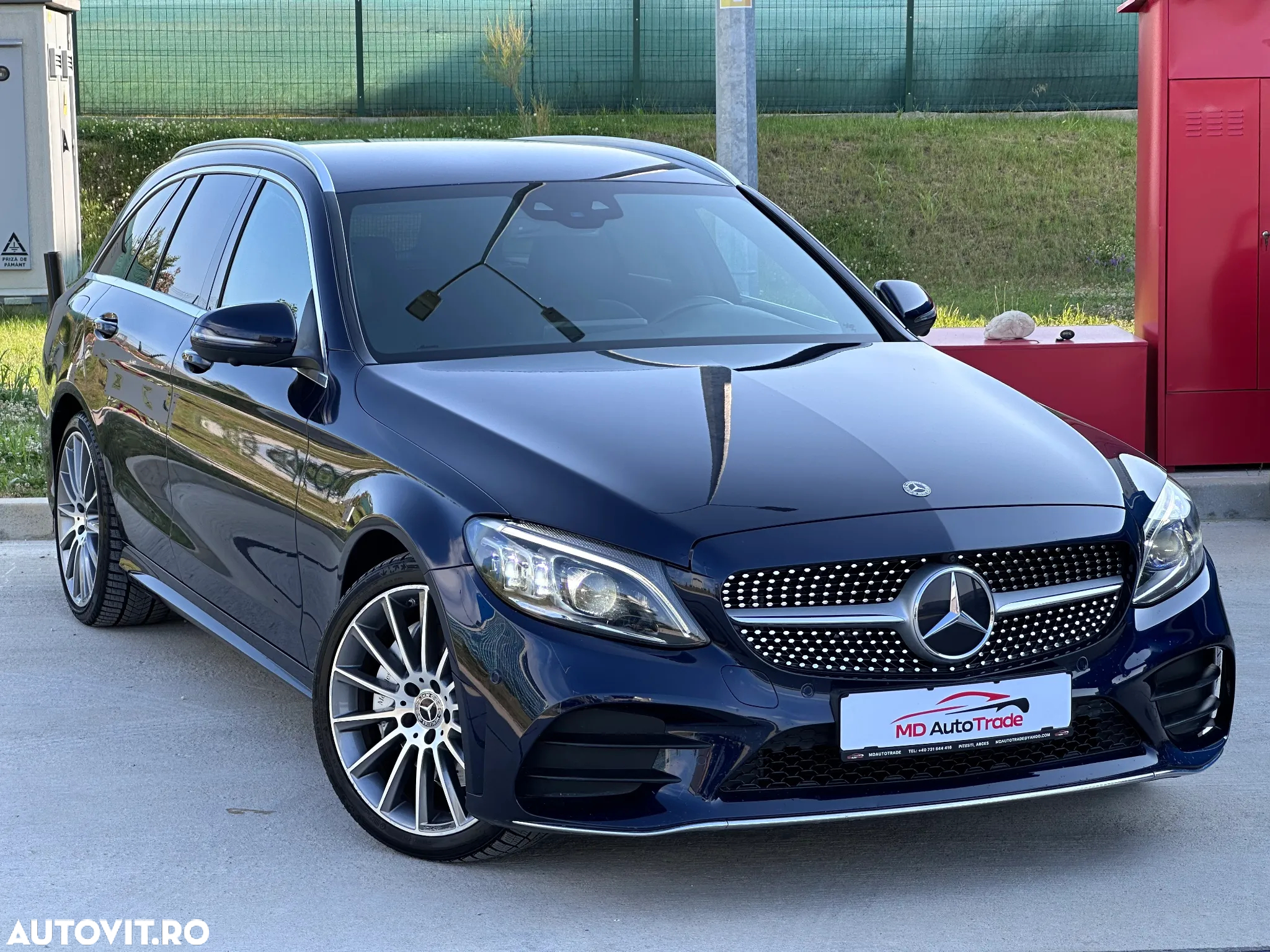 Mercedes-Benz C 300 d T 4Matic 9G-TRONIC AMG Line - 3