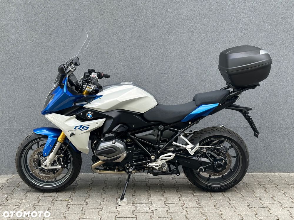 BMW R - 1