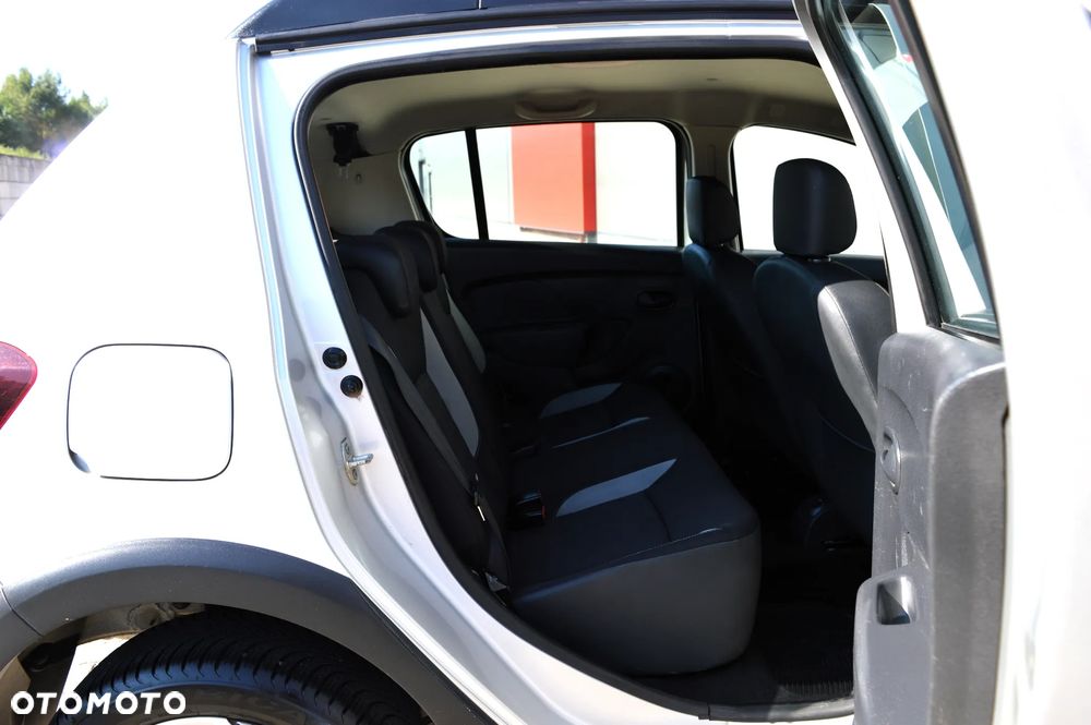 Dacia Sandero Stepway 1.5 dCi Laureate - 12