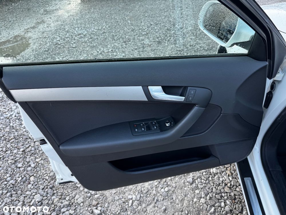 Audi A3 Sportback 1.6 Ambiente - 25