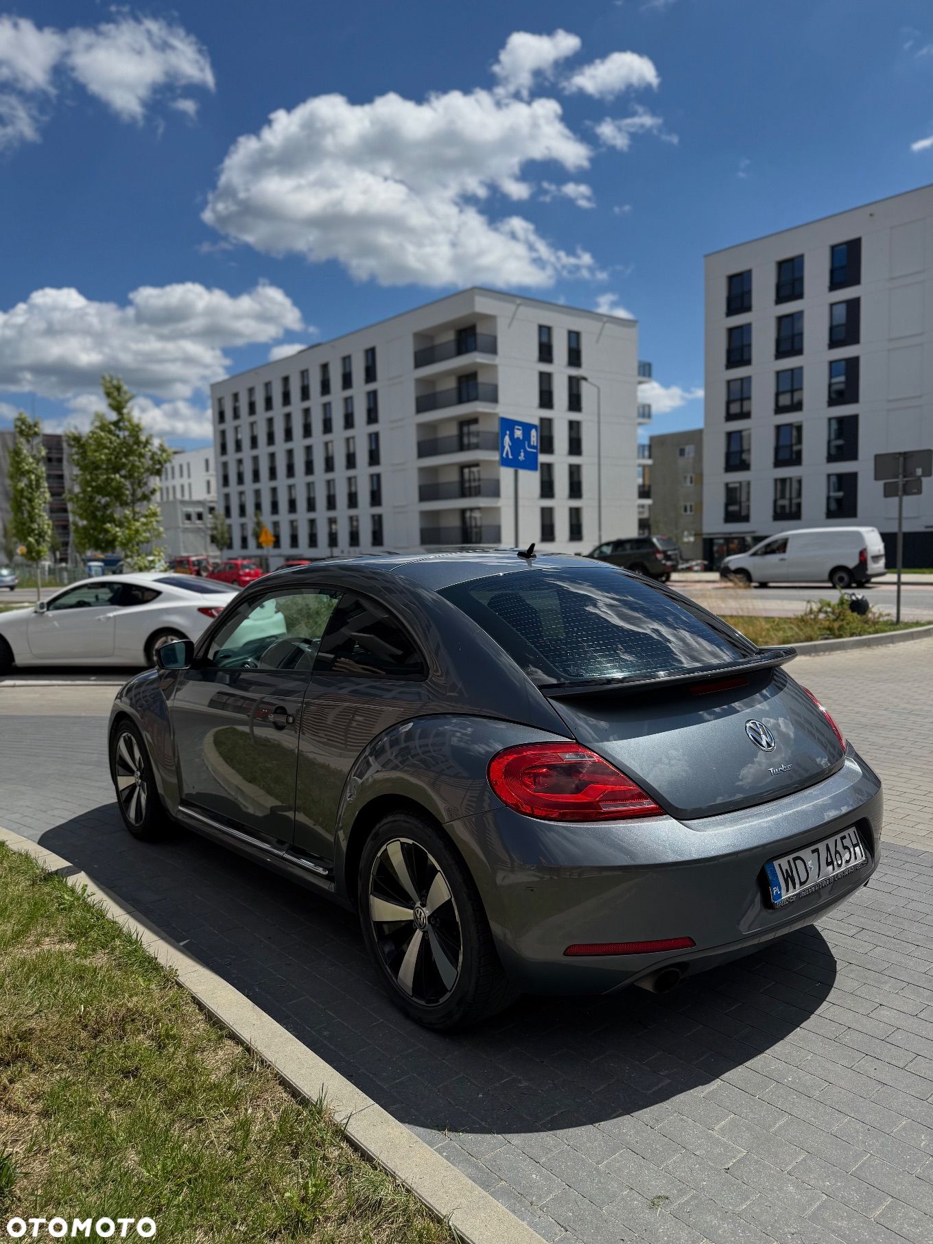 Volkswagen Beetle The 2.0 TSI DSG Sport - 1