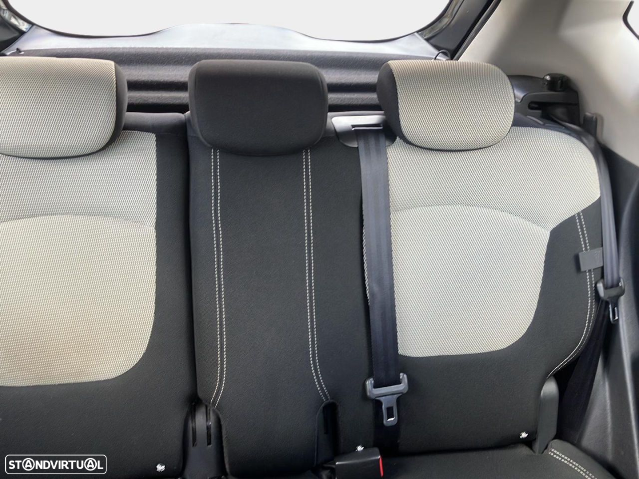 Renault Captur 1.5 dCi Exclusive - 15