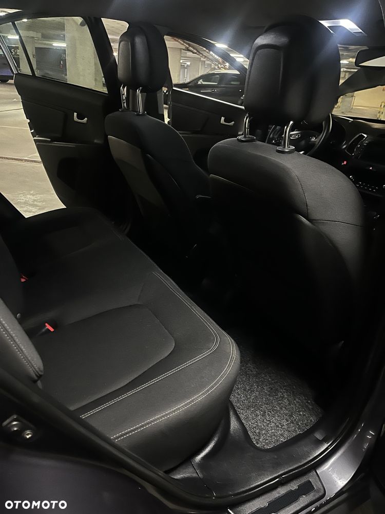 Kia Sportage 1.7 CRDI L 2WD - 13