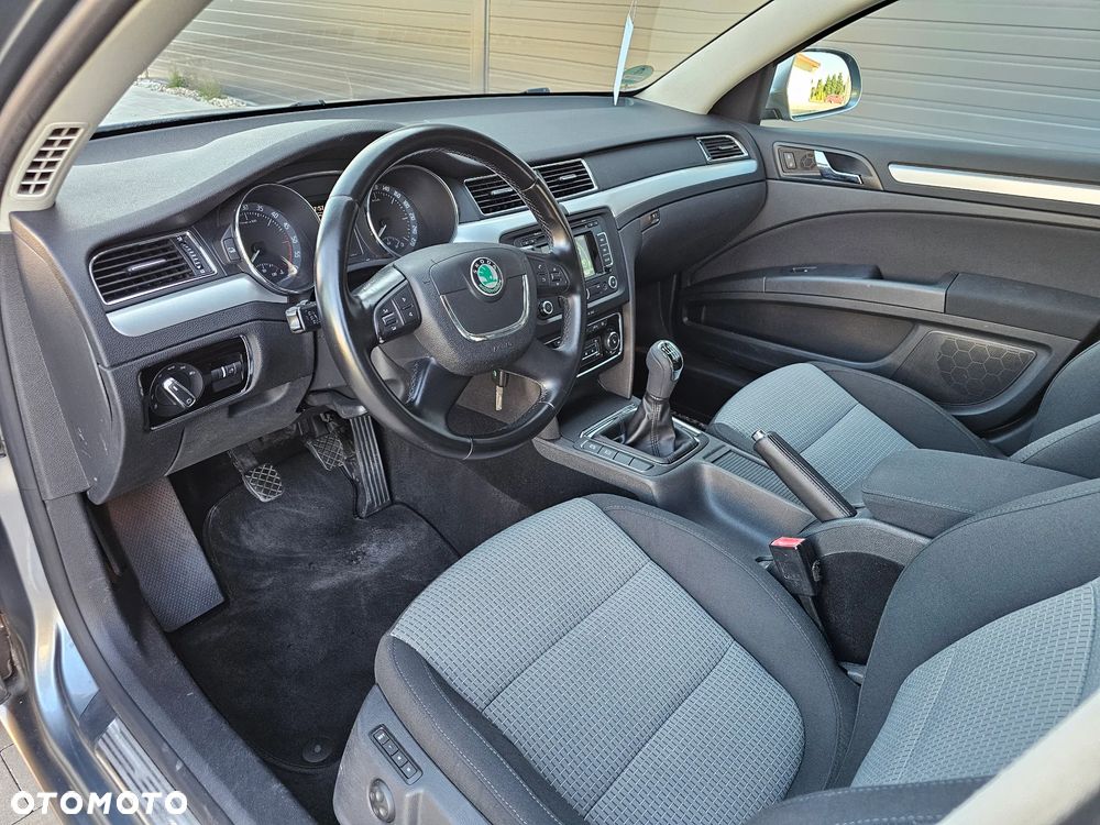 Skoda Superb 2.0 TDI Exclusive - 7
