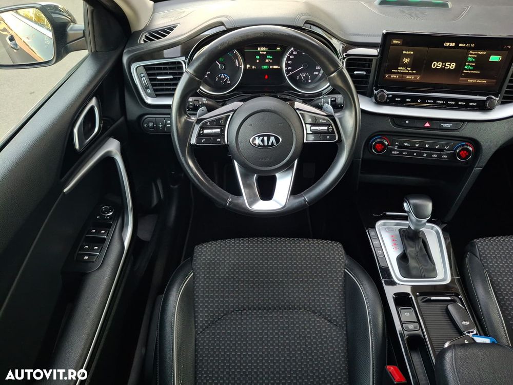 Kia XCeed - 15