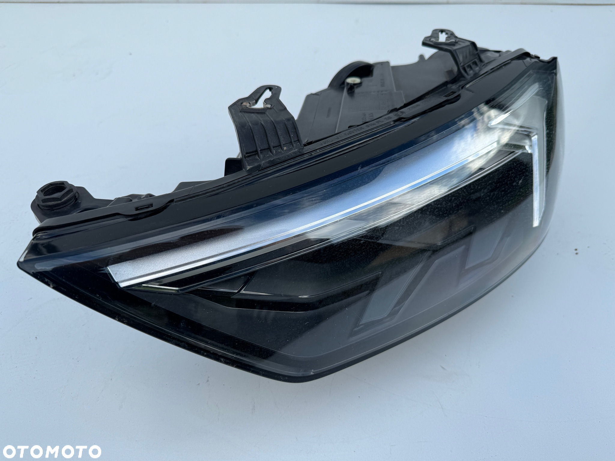 Lampa przednia reflektor LED 82A941033D AUDI A1 82A 2018->> - 2