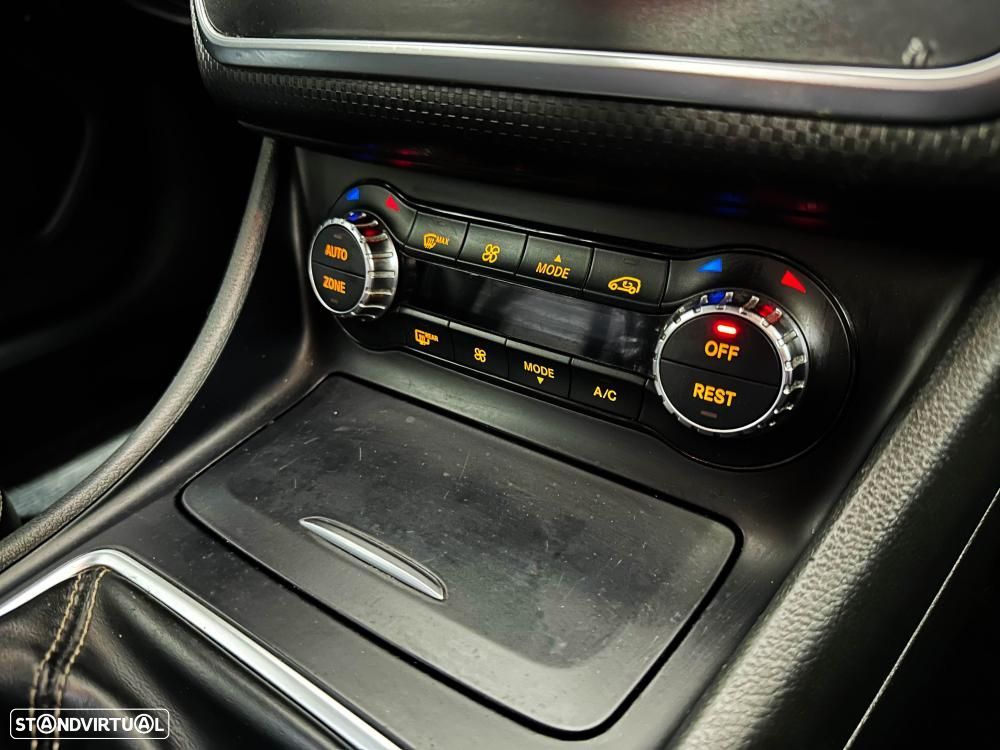 Mercedes-Benz A 180 d Urban - 30