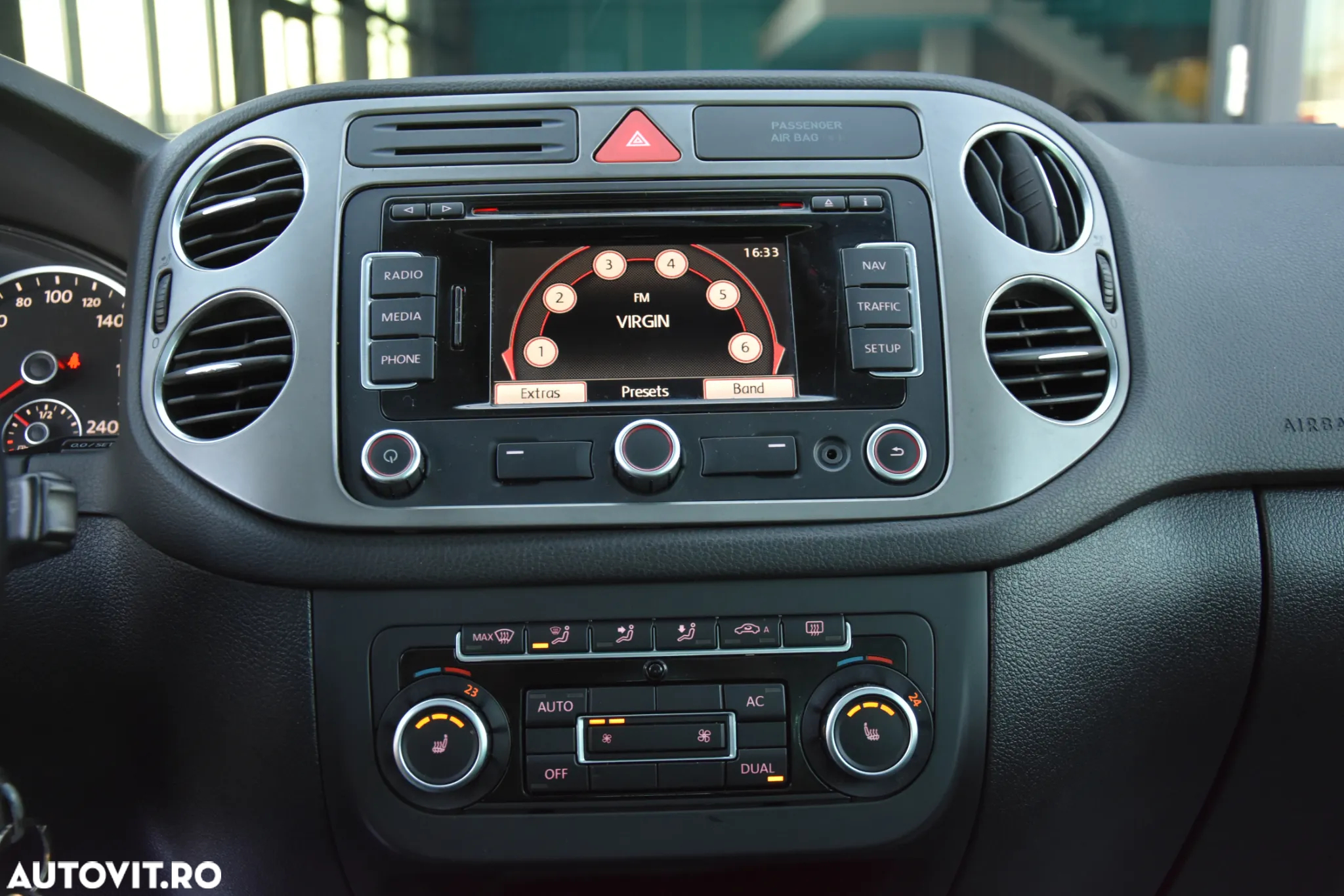 Volkswagen Tiguan 2.0 TDI DPF BlueMotion Technology Team - 35