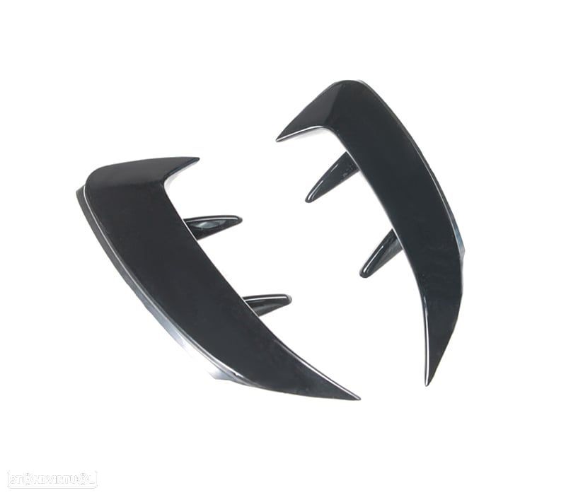 FRISOS TRASEIROS MERCEDES W177 18- BERLINA LOOK AMG PRETO BRILHANTE - 3