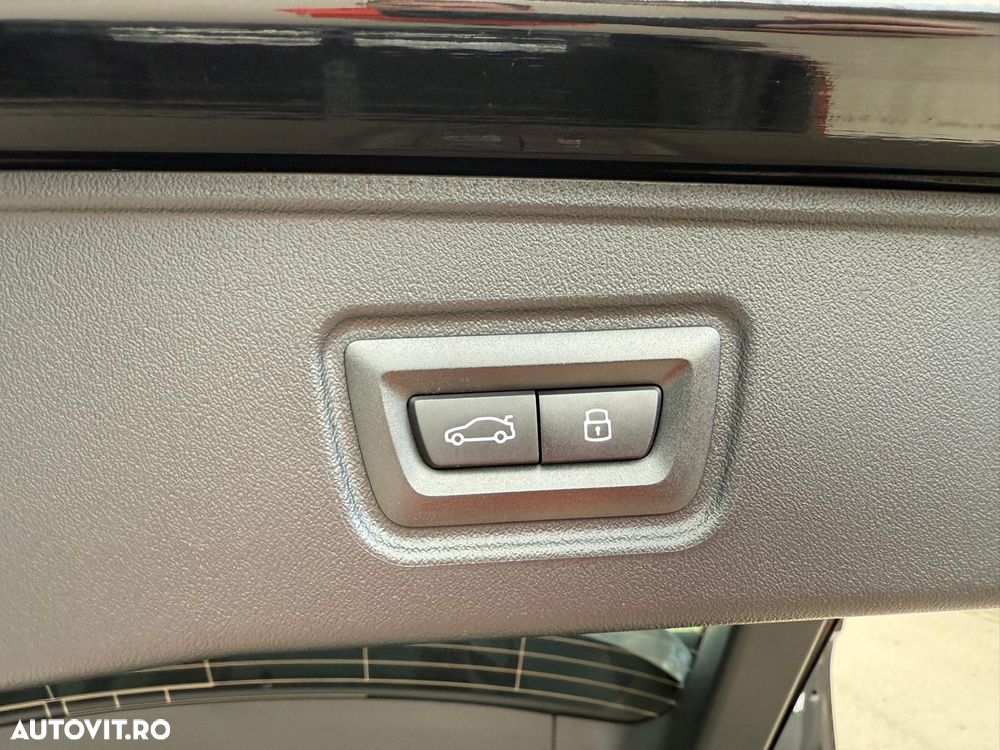 BMW M5 xDrive AT PHEV - 32