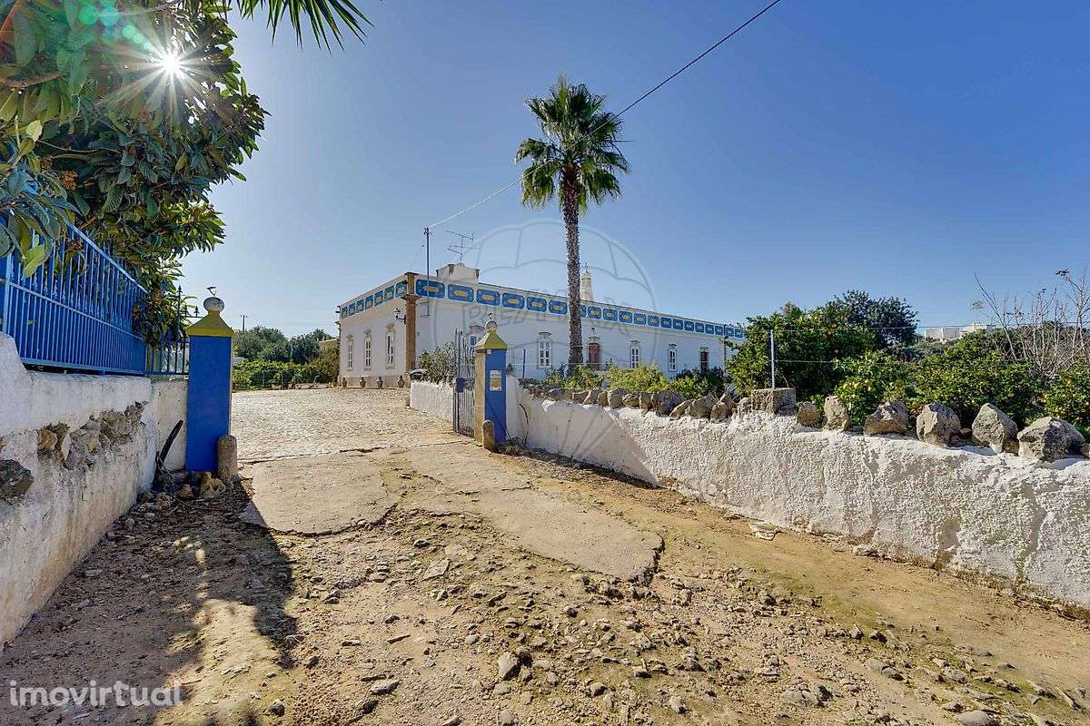 Moradia T15 para venda - Grande imagem: 2/50