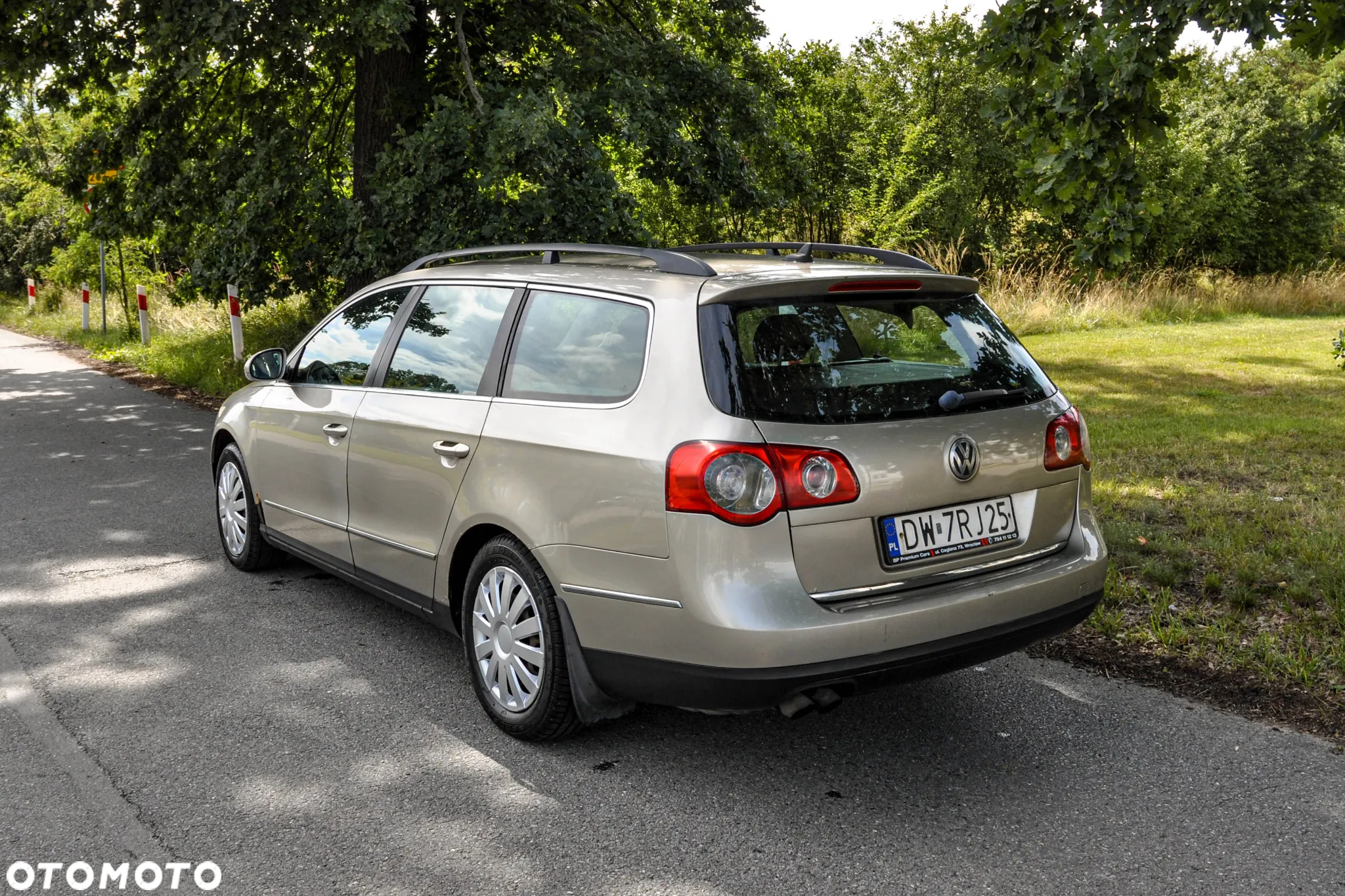 Volkswagen Passat - 3