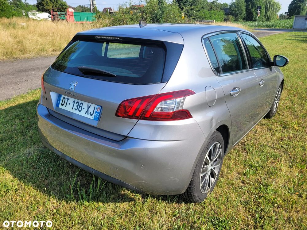 Peugeot 308 - 3