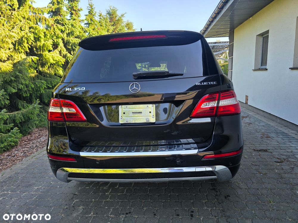 Mercedes-Benz ML 350 BlueTEC 4MATIC 7G-TRONIC - 7
