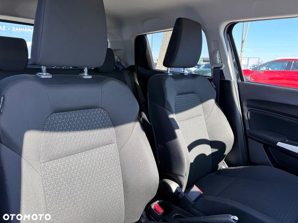 Suzuki Swift 1.2 Dualjet Hybrid MT Club - 16