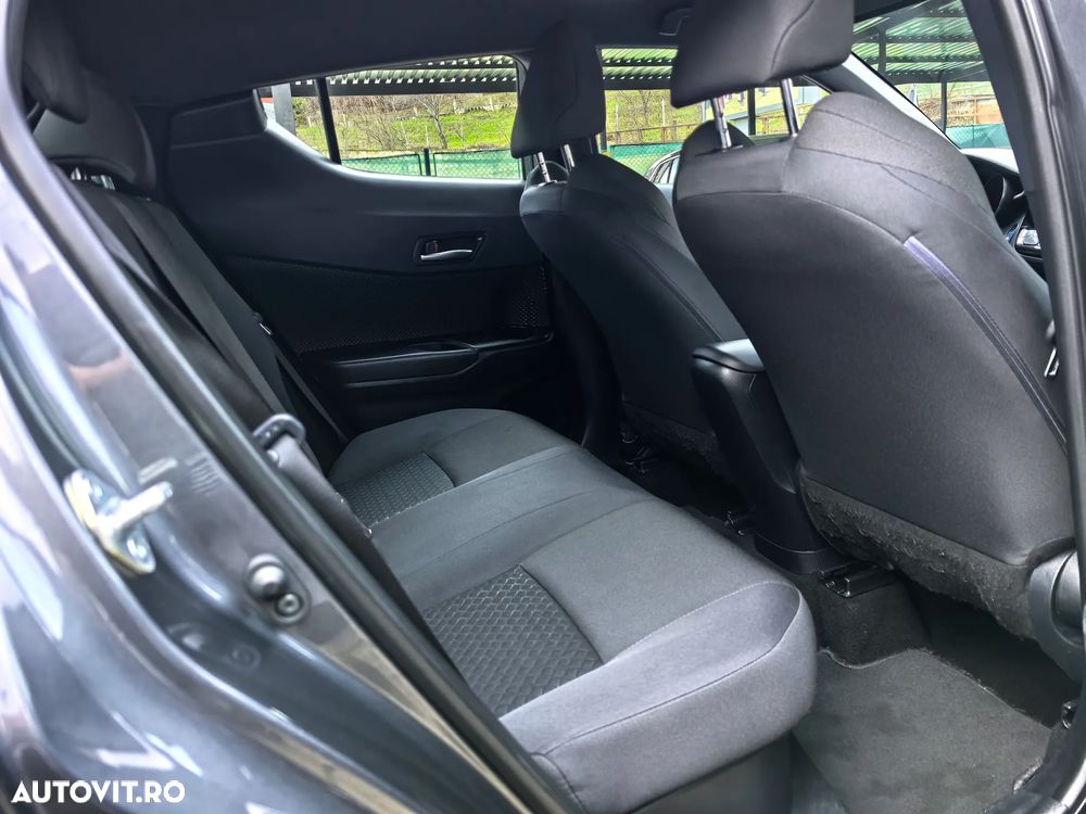 Toyota C-HR Hybrid Business-Edition - 14